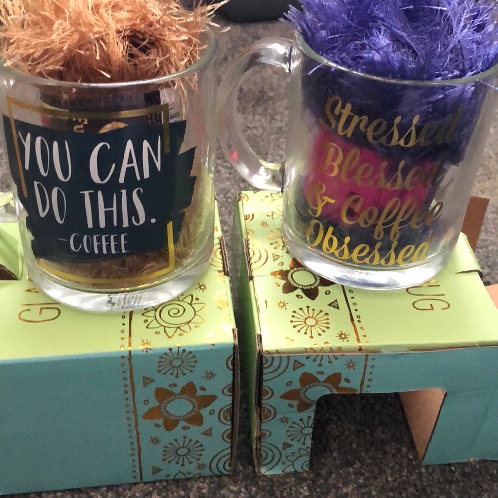 18 oz Glass Mugs Set of 2 With Fun Coffee Sayings